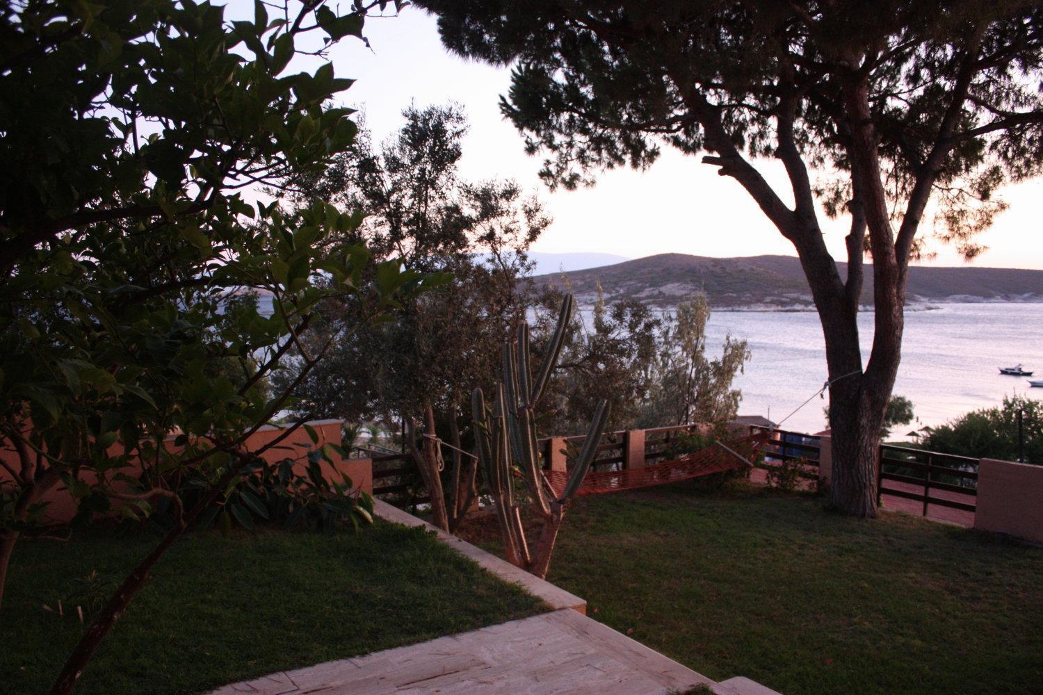 Teras Motel Foca Exterior photo